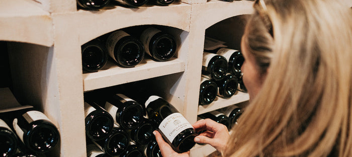 Comment constituer sa cave à vin ? Guide complet