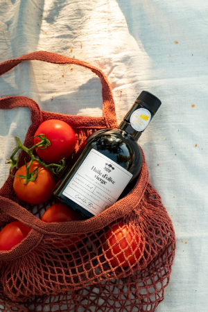 "huile d'olive et tomates"