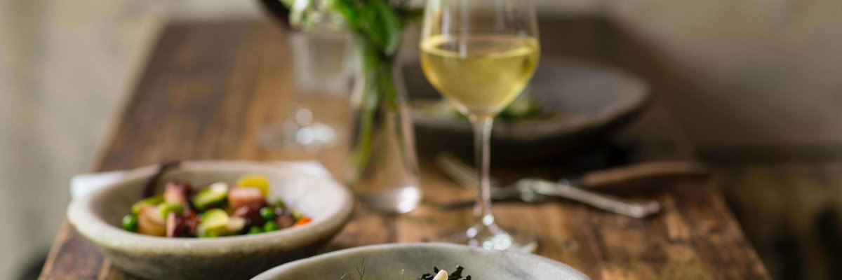 plat & vin blanc